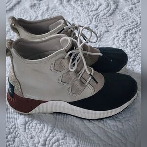 Womens Sorel Waterproof Ankle Boots Size 8